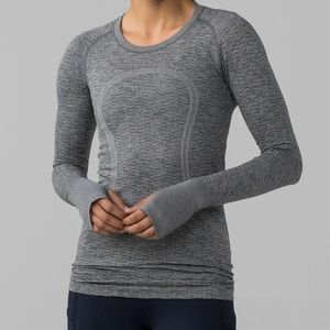 Lululemon Swiftly Tech Long Sleeve Crew 1.0/ Original (FREE WITH PURCHASE)